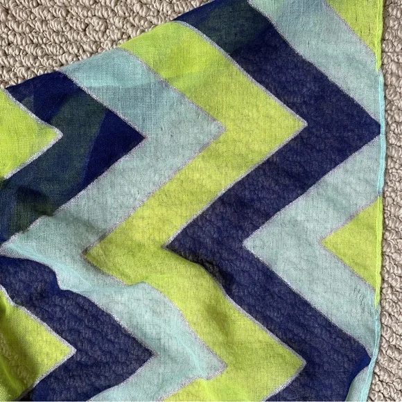 Mossimo Chevron Scarf - Picture 4 of 6